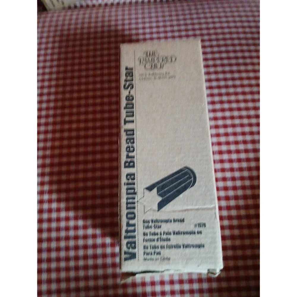 THE PAMPERED CHEF VALTROMPIA BREAD TUBE STAR #1570 NEW IN BOX